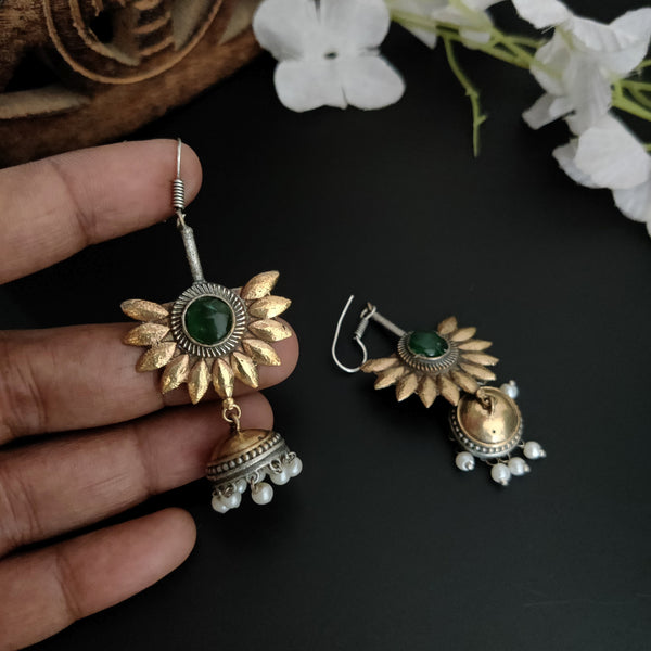 "Avaani" Dual tone Pearl Jhumka