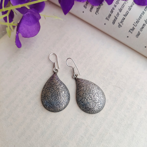 "Amaya" Silver Look Alike Oxidized Earrings