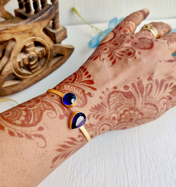 Fiona Minimalist gold polish Bracelet