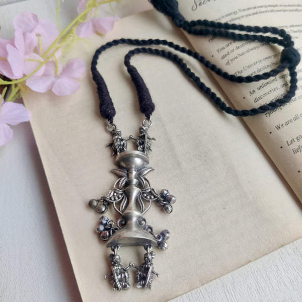 “Rashmika" Statement Neckpiece in Silver Lookalike