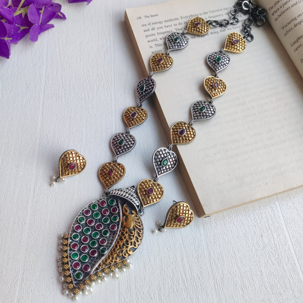 “Sankh” Dual Tone long Necklace Set