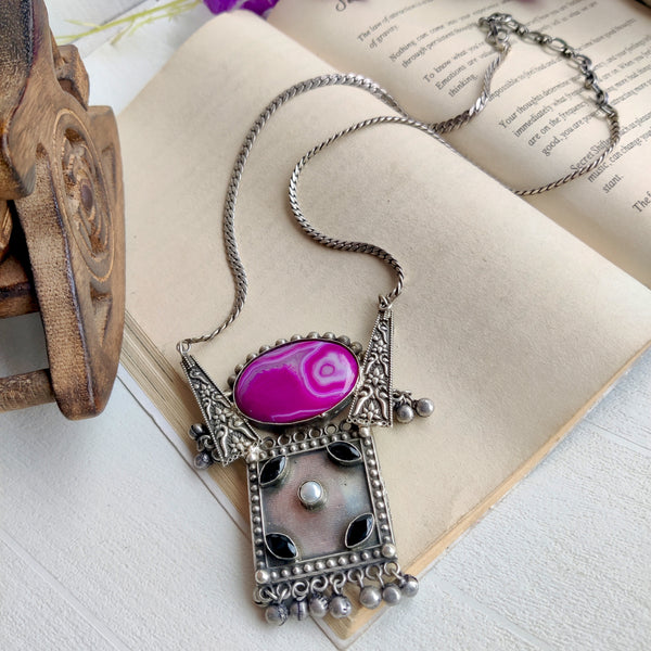 "Manu" Silver Look Alike Oxidized statement long Necklace