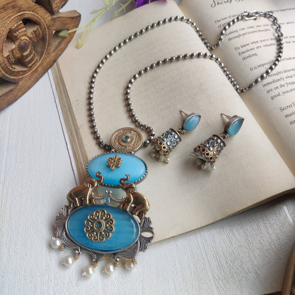 “Elephant” Silver Look Alike Necklace