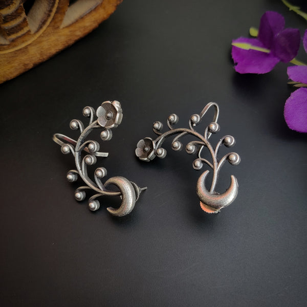 "Asha" Silver Look Alike Oxidised Earcuff