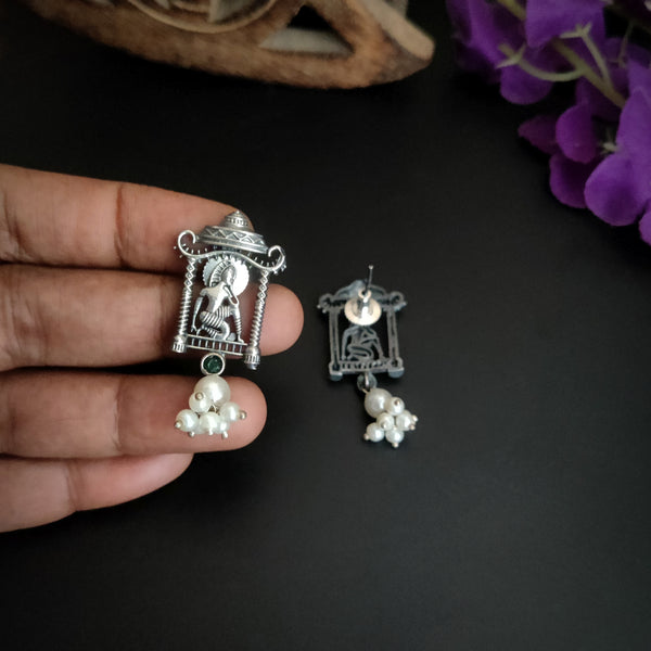 "Dinki" Silver Look Alike Oxidized Earrings