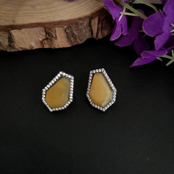 Amala Monalisa Stone Stud earrings