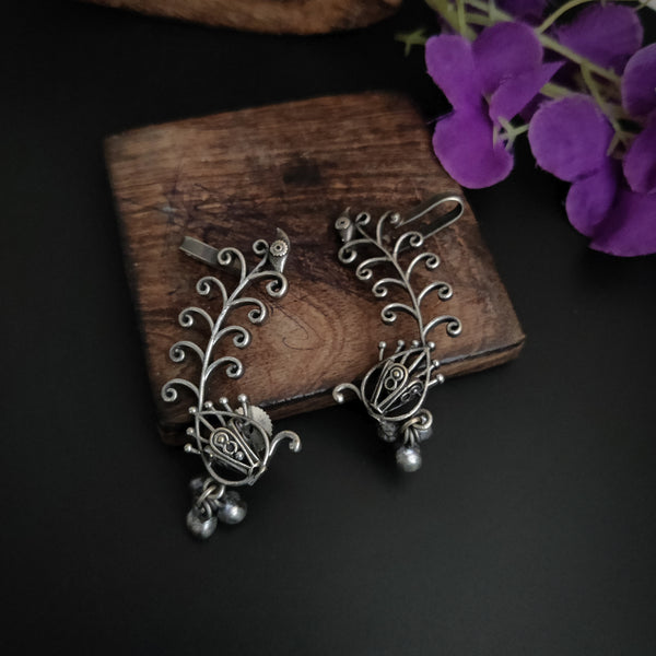 "Julie" Silver Look Alike Oxidised Earcuff