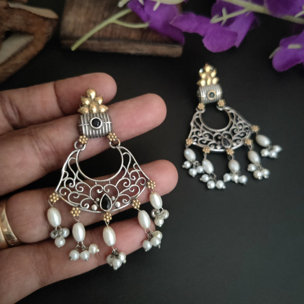 Dual tone With pearl Antique Earring