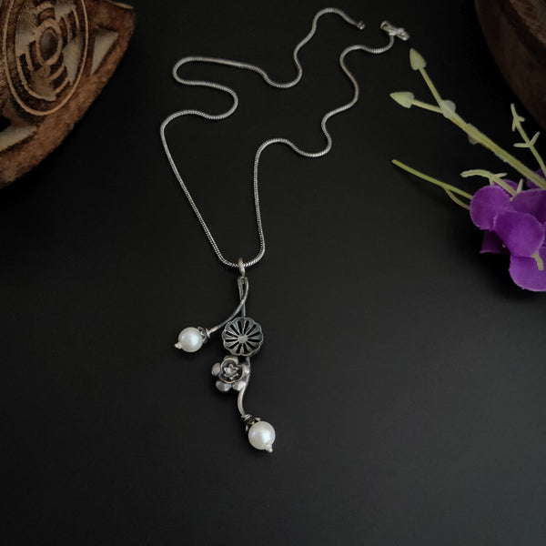 “Tina” Silver Look Alike Oxidised chain