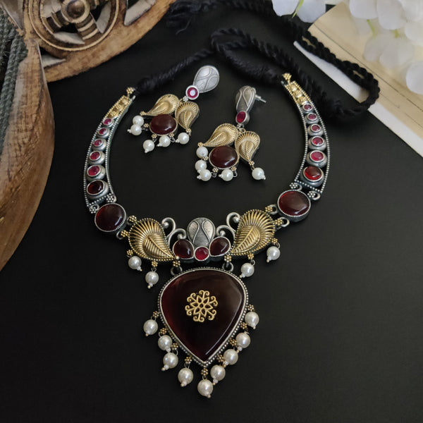 “Okha” Silver Look alike Dual Tone Necklace