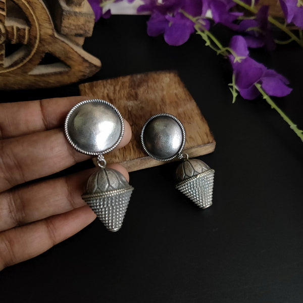 "Dhiyani" Silver Look Alike Earrings