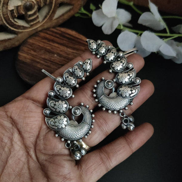 "Aanya" Silver Look Alike Oxidised Earcuff