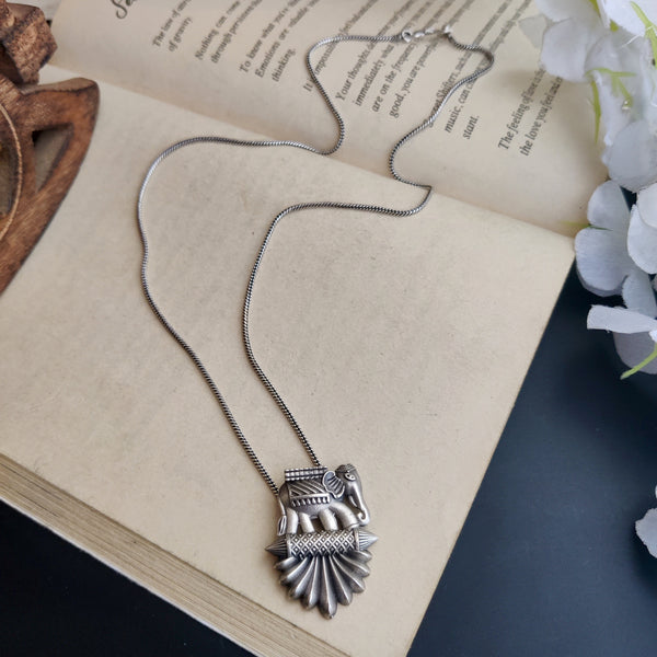 Daily wear chain pendant
