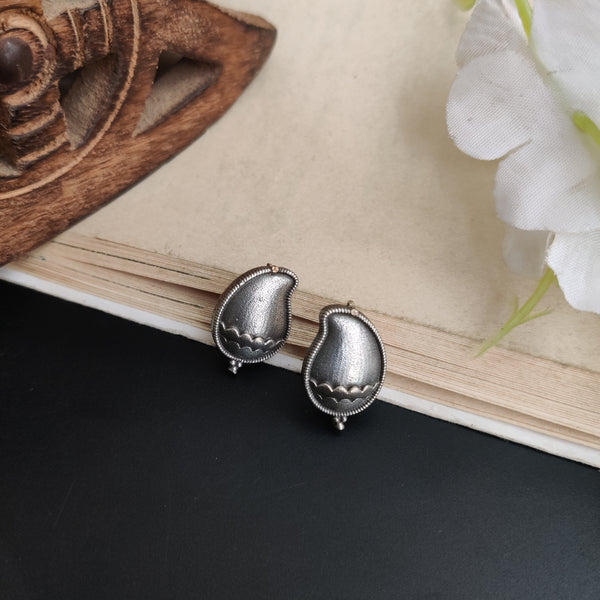 “Sarina” Premium Brass Dangler