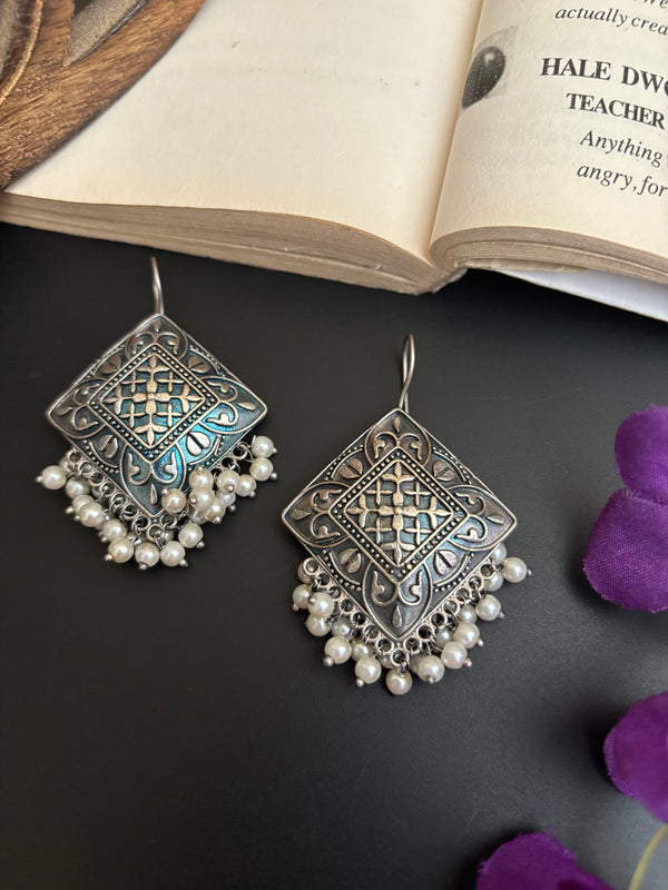 "Dhan" Silver Look Alike Oxidised Earring