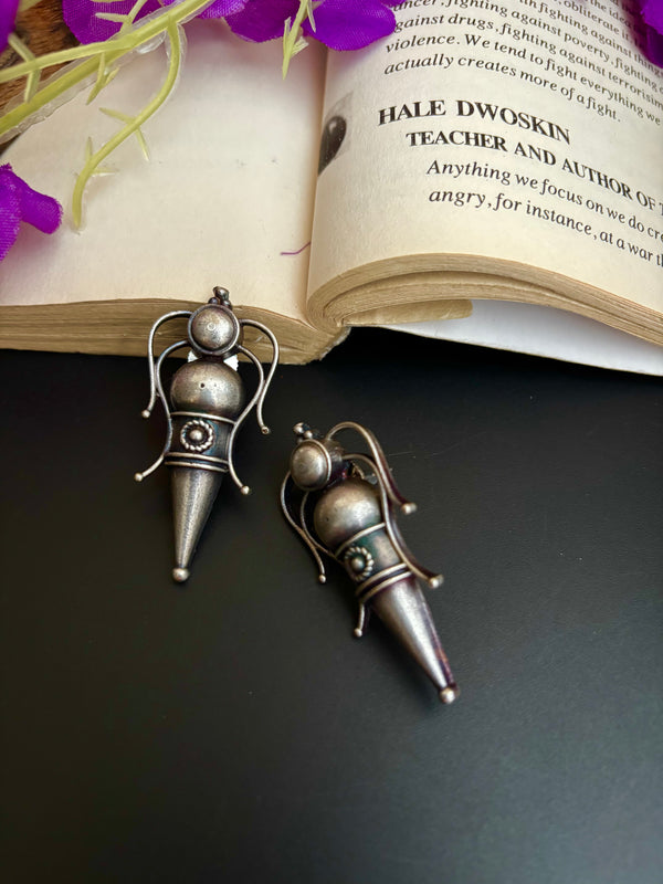 "Mala" Silver Look Alike Oxidized Earrings