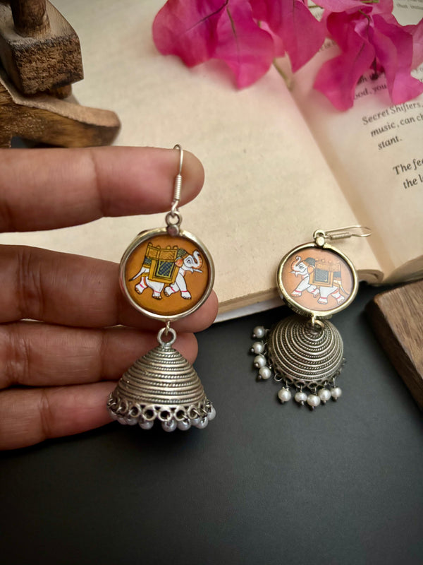 "Gehna" Photoframe Silver Oxidised Jhumka