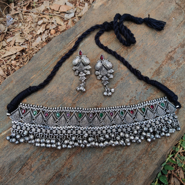 “Manasi” Silver Look Alike Necklace