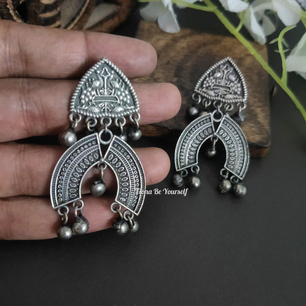 "Binni" Silver Look Alike Oxidized Earrings